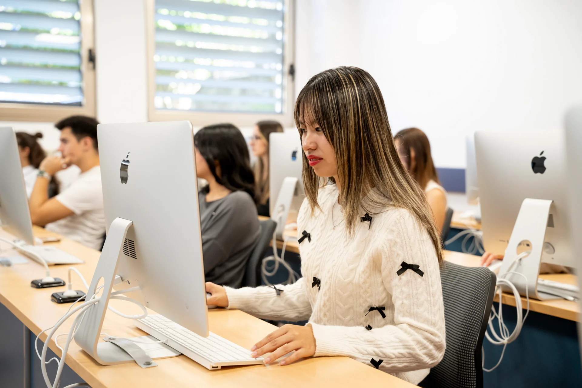 Top-Up en Advertising, marketing, communication, public relations